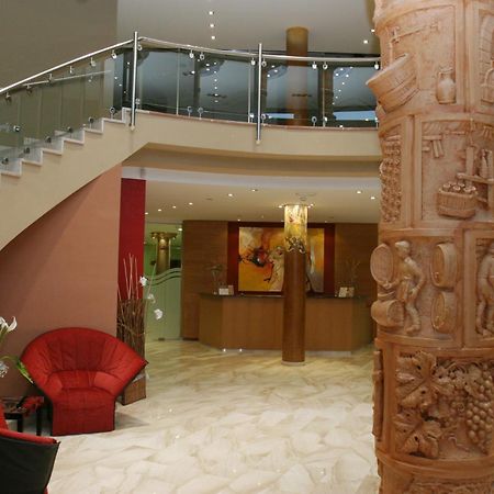 Hotel Fonda Neus Sant Sadurni d'Anoia Exterior foto
